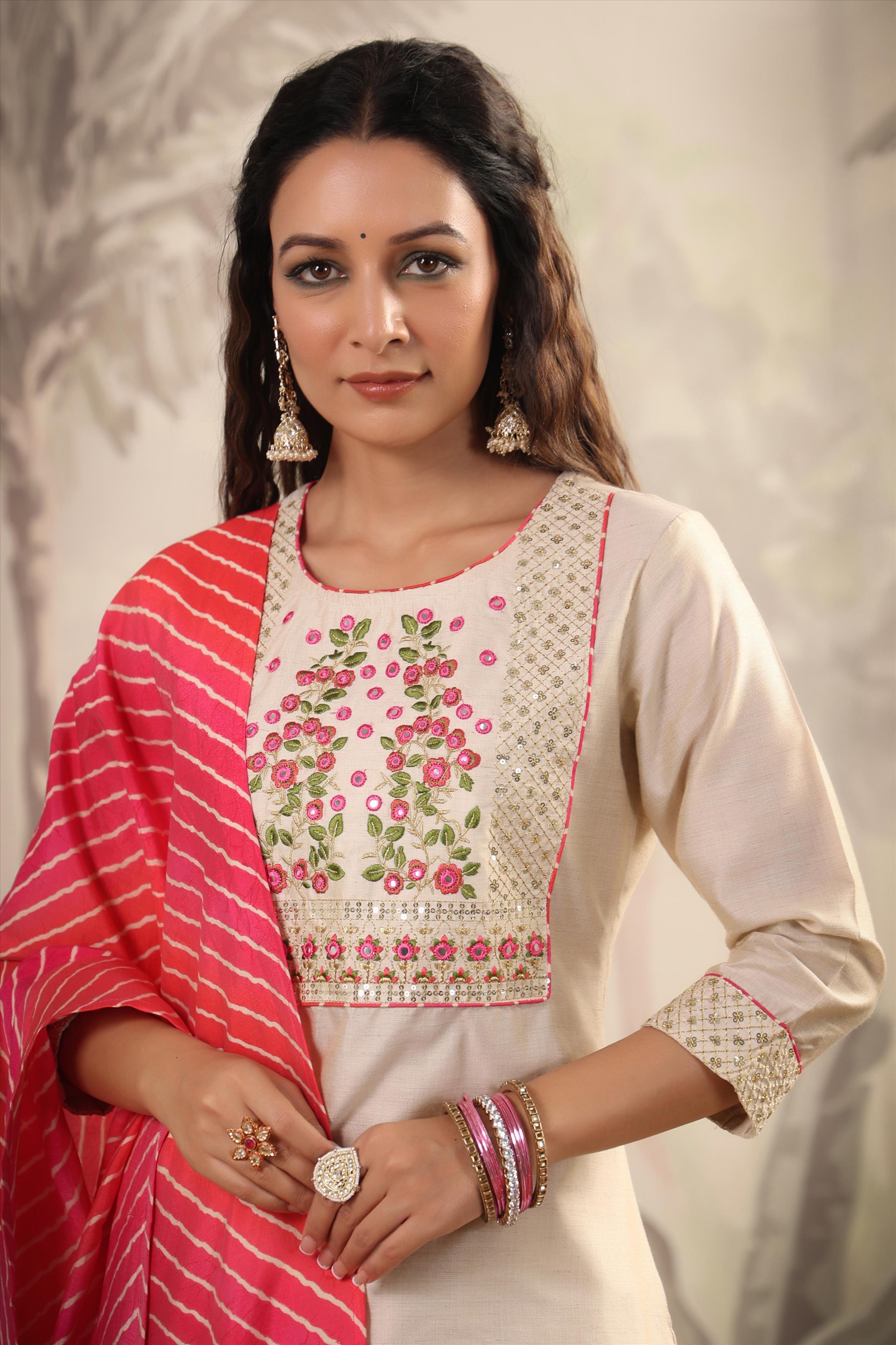 Pink Tussar Silk Embroidered Kurta With Pant & Leheriya Dupatta