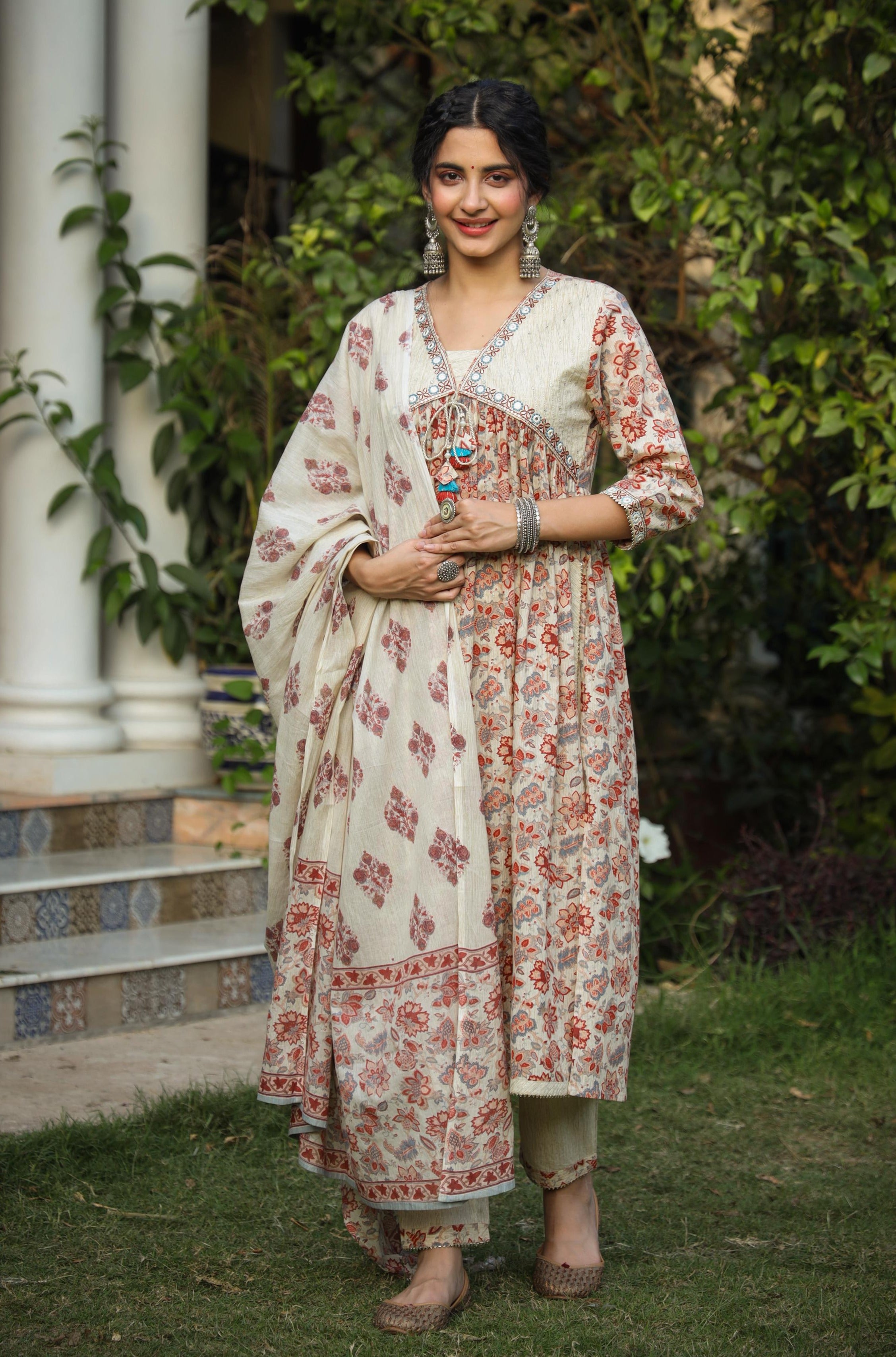 Beige Cotton Kalamkari Floral Print Kurta Pant Dupatta Suit Set