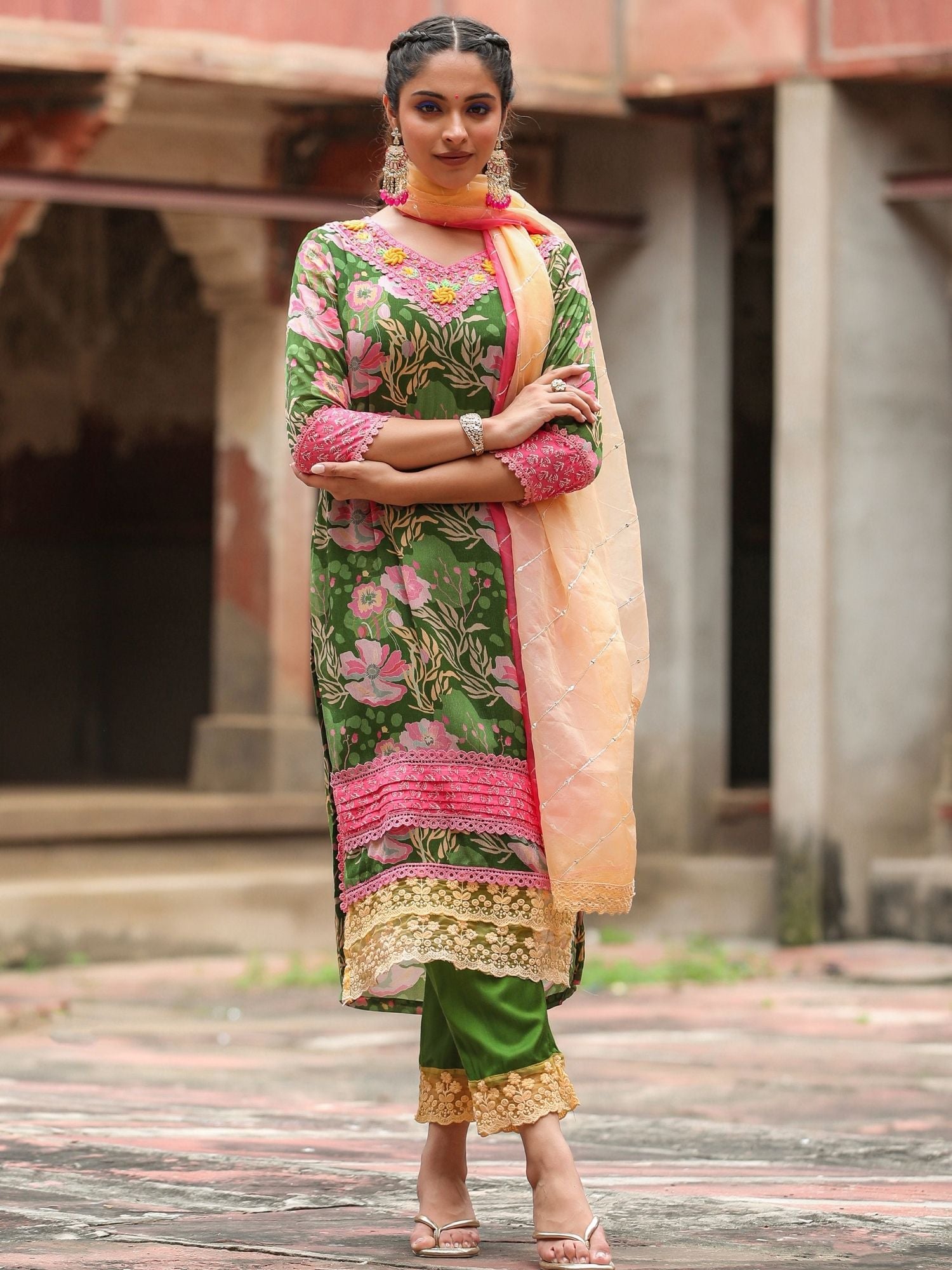 Jadegreen Chinon Digital Print Suit Set With Organza Dupatta