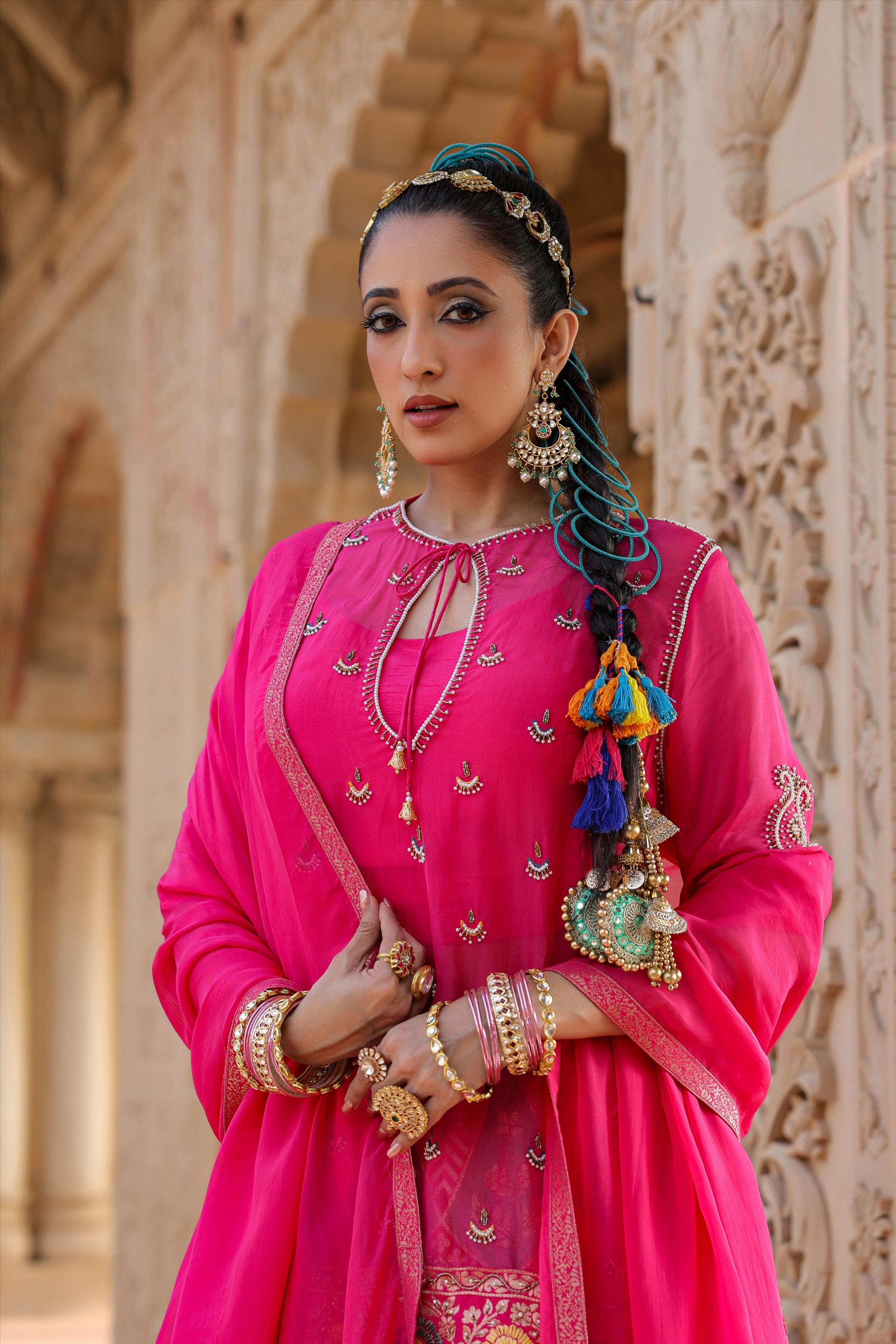 Pink Banarasi Jacquard Embellished Lehenga Choli Dupatta Set (4 Pc)