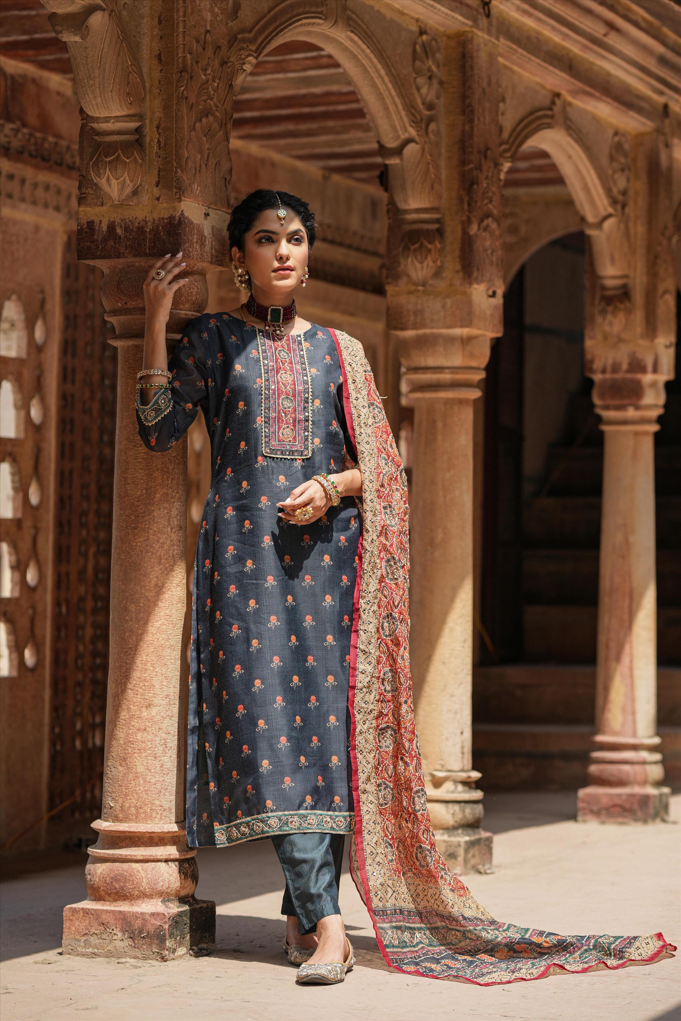 Grey Chanderi Silk Kantha Embroidered Kurta Pant Dupatta Set