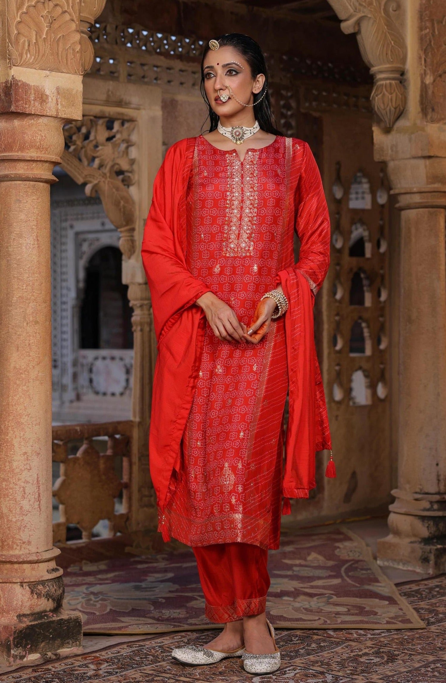 Red Dola Silk Bandhani Jacquard Suit Set