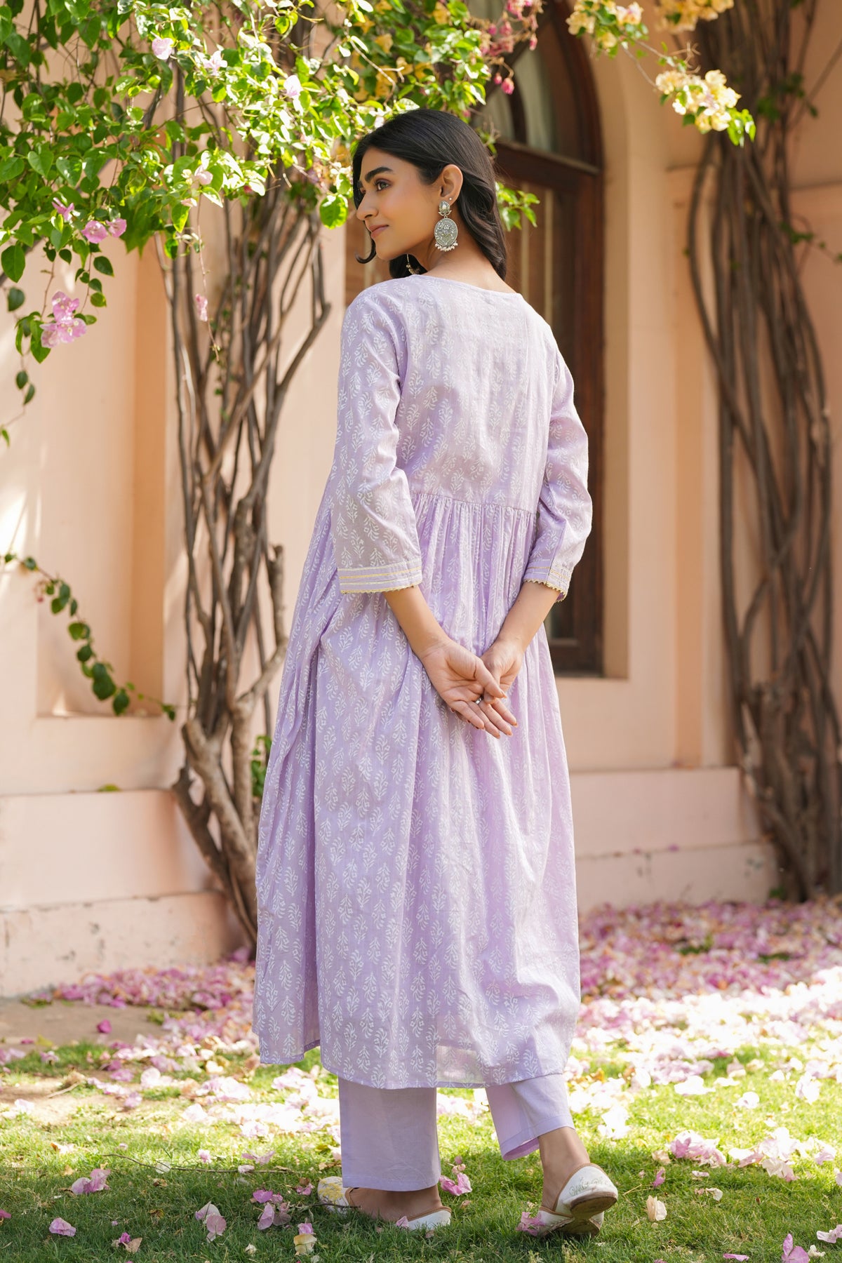 Lavender Cotton Mulmul Khari Printed Shrug, Kurta & Pant Set