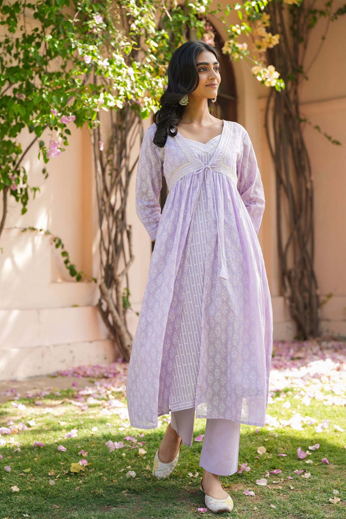 Lavender Cotton Mulmul Khari Printed Shrug, Kurta & Pant Set