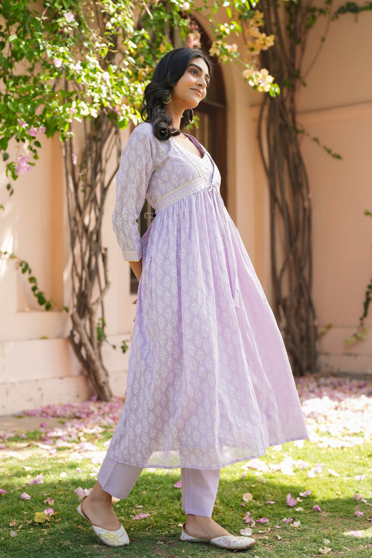 Lavender Cotton Mulmul Khari Printed Shrug, Kurta & Pant Set