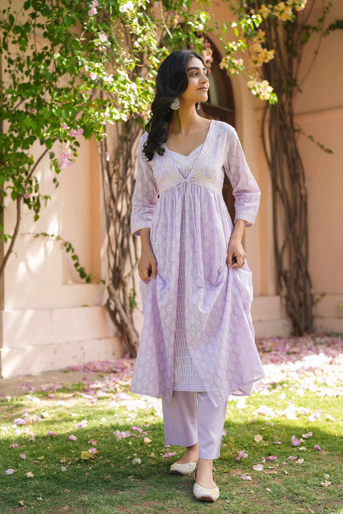 Lavender Cotton Mulmul Khari Printed Shrug, Kurta & Pant Set