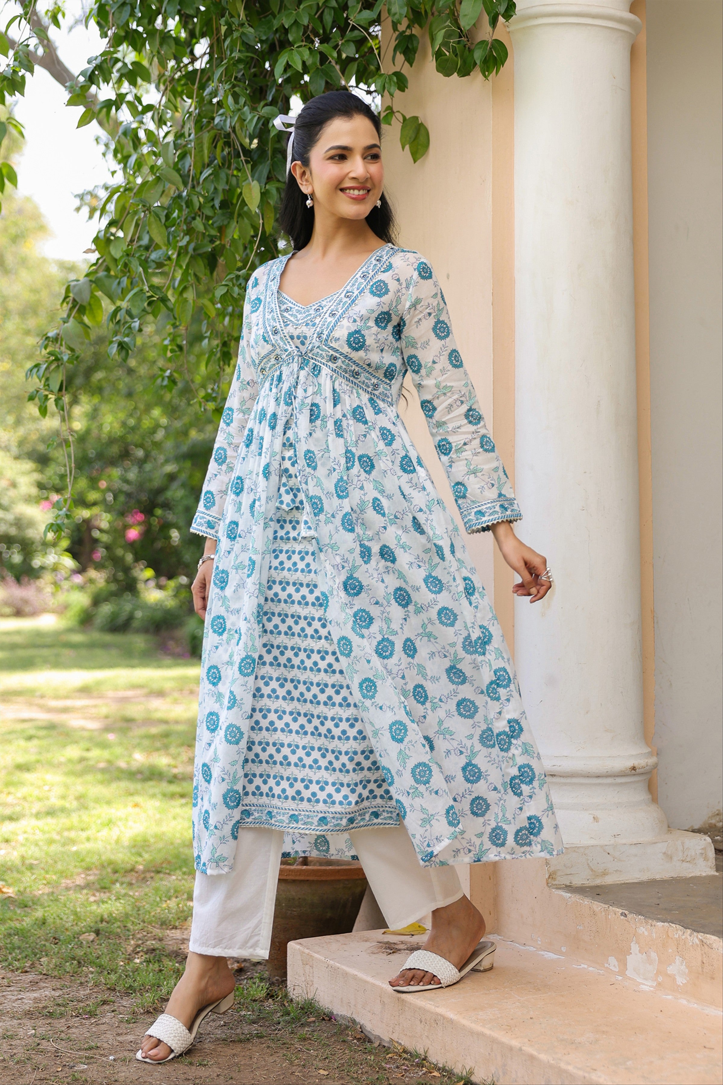 Teal Cotton Mulmul Block-Printed Shrug, Kurta & Pant Set