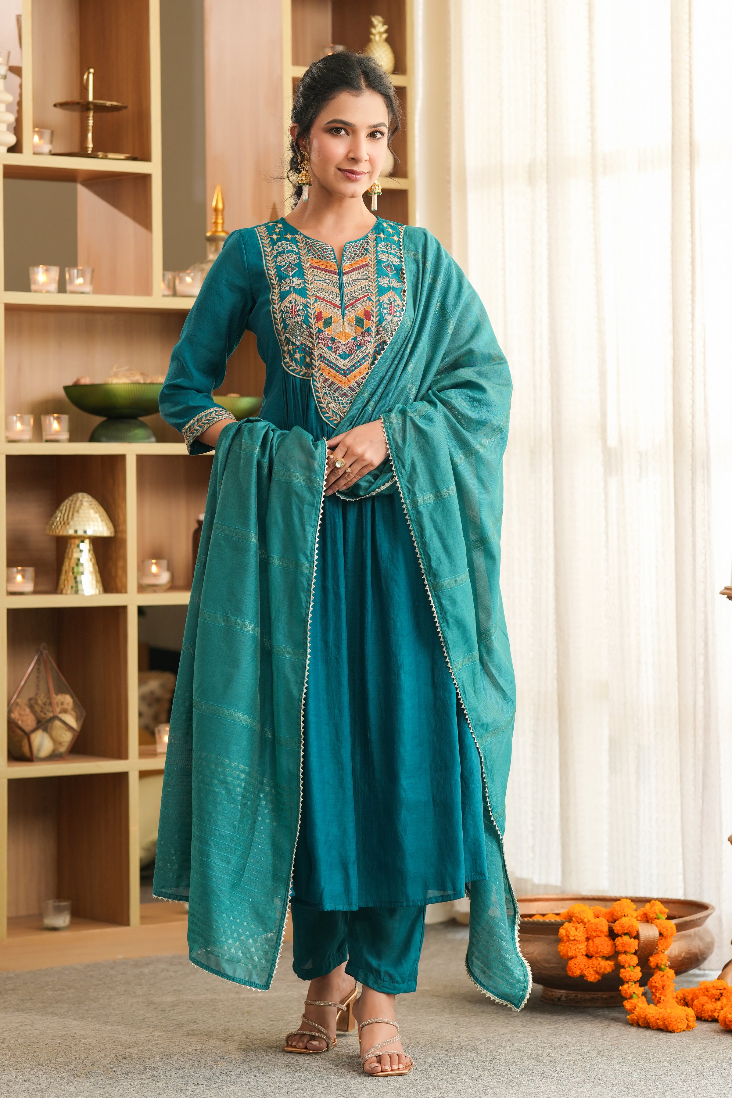 Teal Mul Chanderi Thread Embroidered Anarkali Suit Set