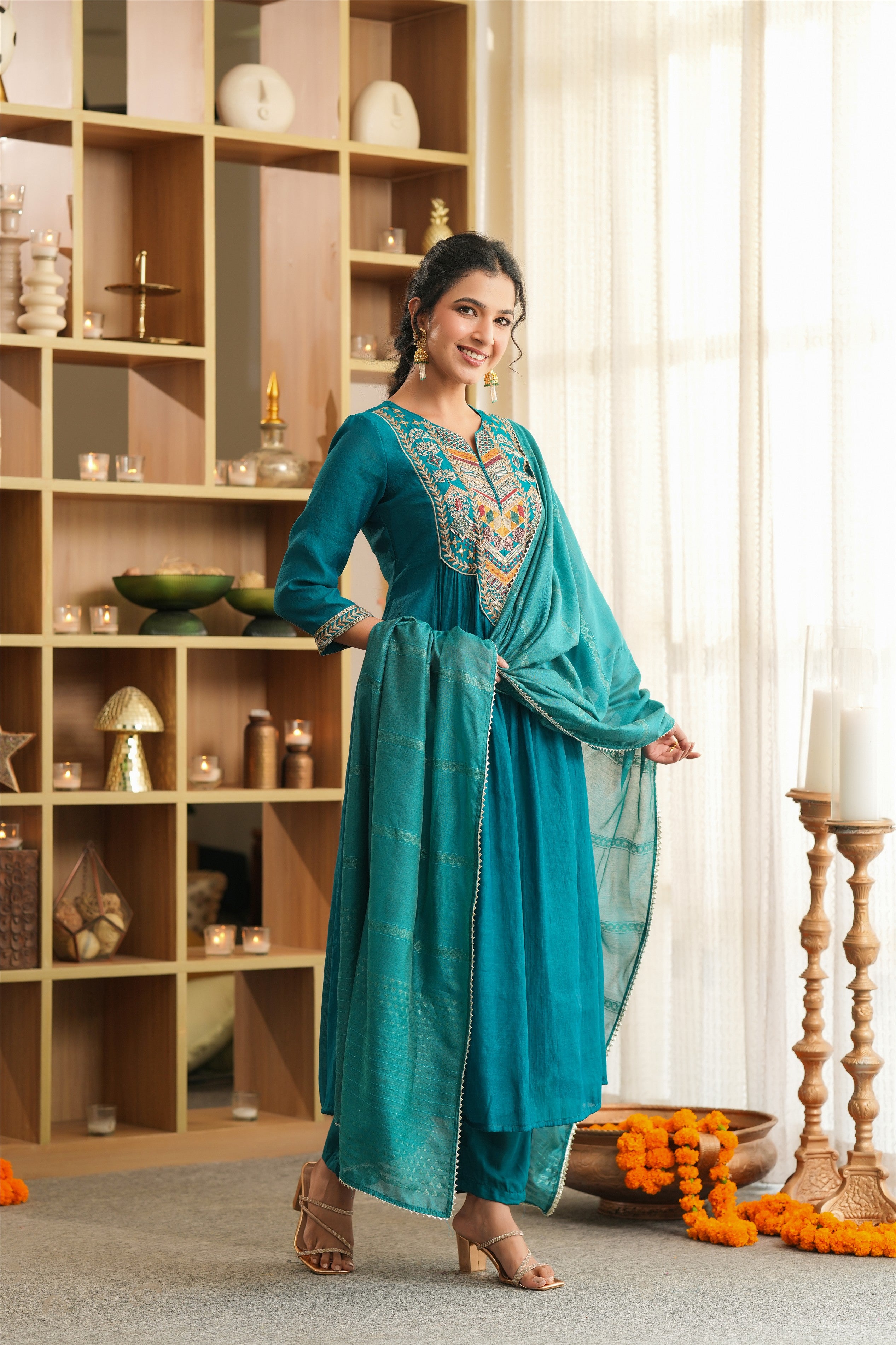 Teal Mul Chanderi Thread Embroidered Anarkali Suit Set