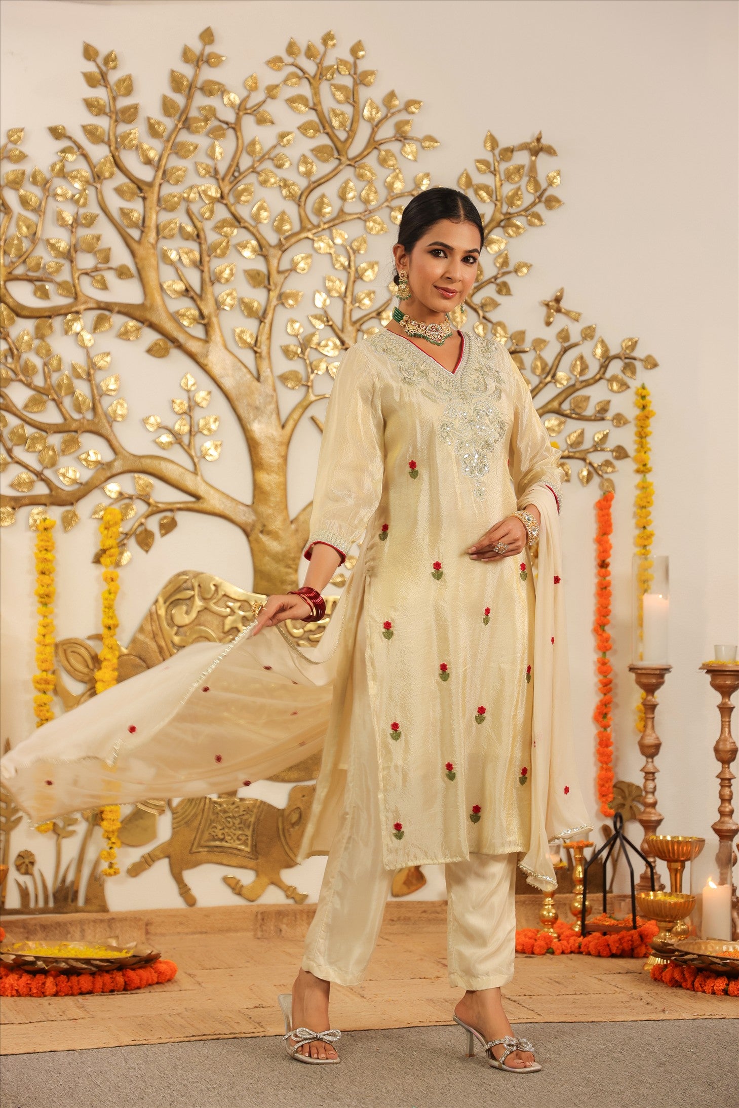 Ivory Shimmer Tissue Embroidered Straight Suit Set