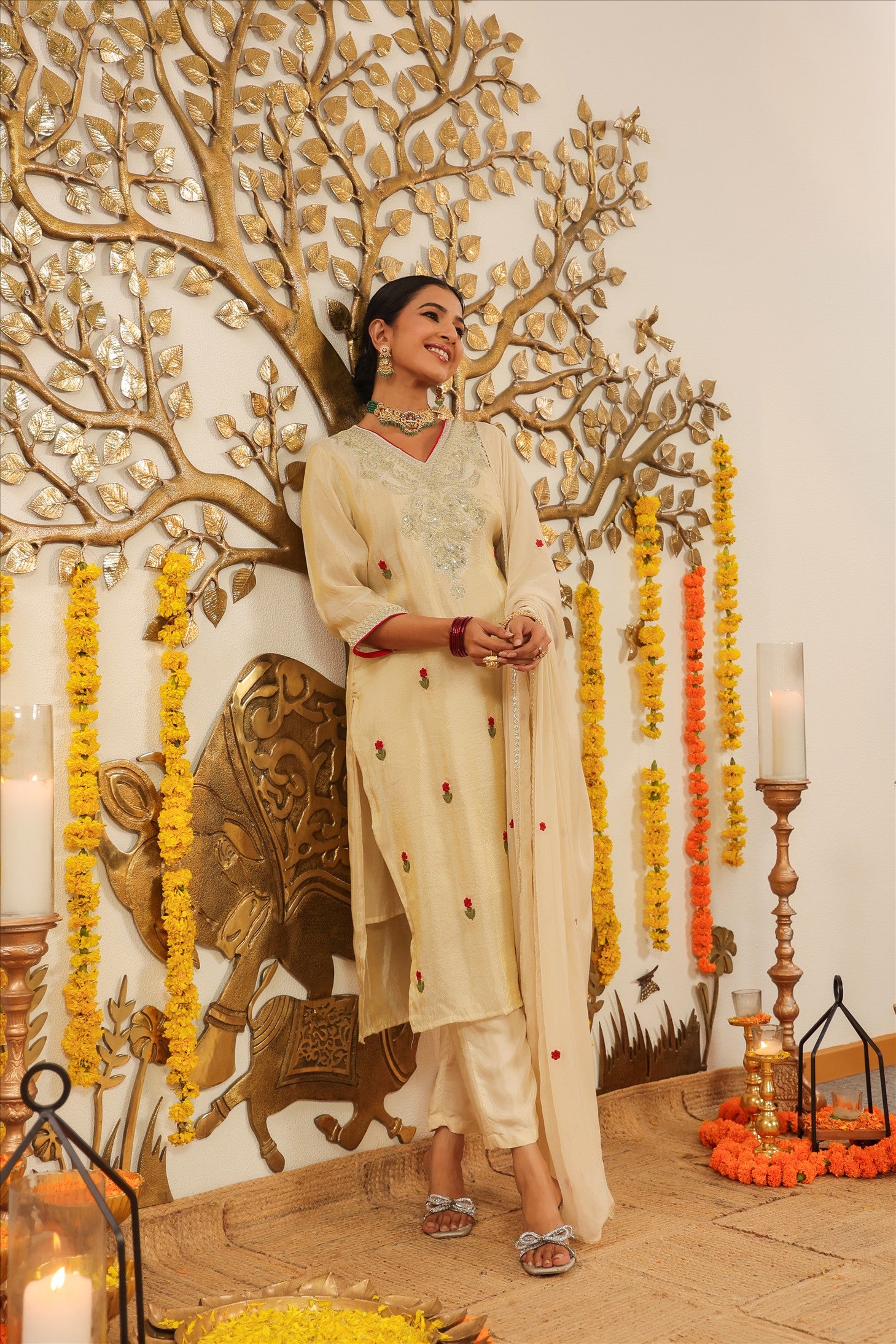 Ivory Shimmer Tissue Embroidered Straight Suit Set