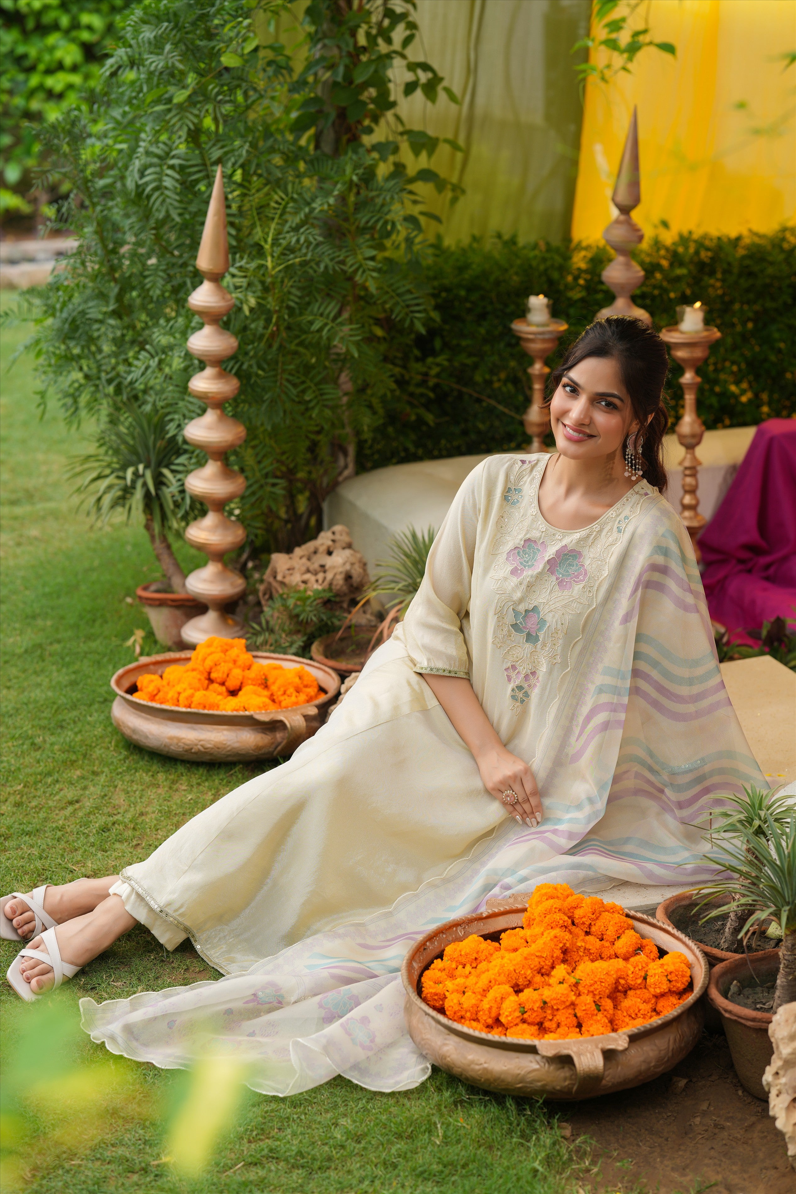 Ivory Shimmer Tissue Floral Embroidered Anarkali Suit Set