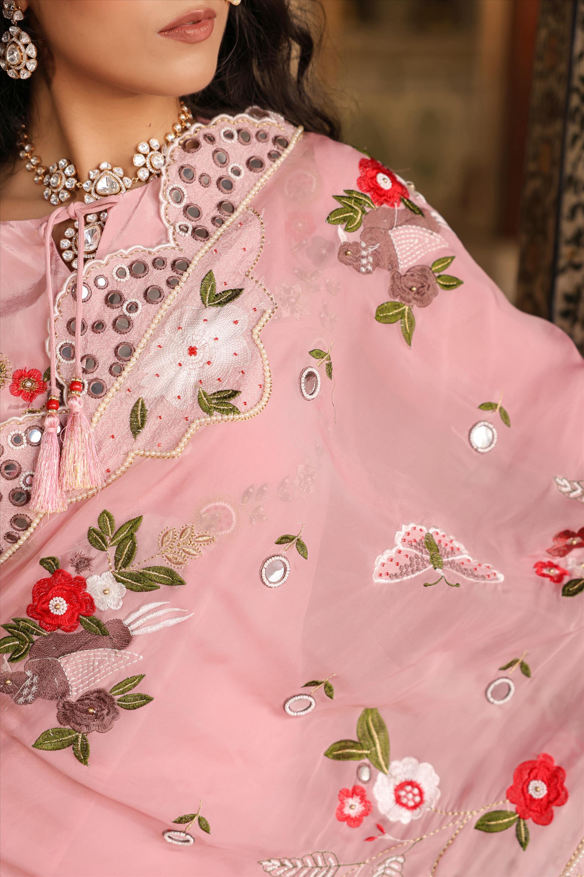 Dusky Pink Crepe Silk Kurta Set With Embroidered Tie-Up Dupatta
