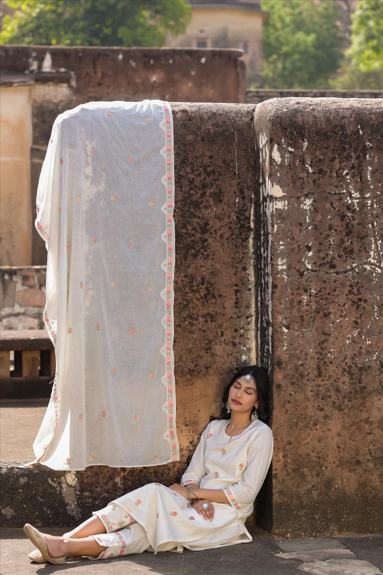 Off White Cotton Floral Phulkari Embroidered Kurta Pant Dupatta Suit Set