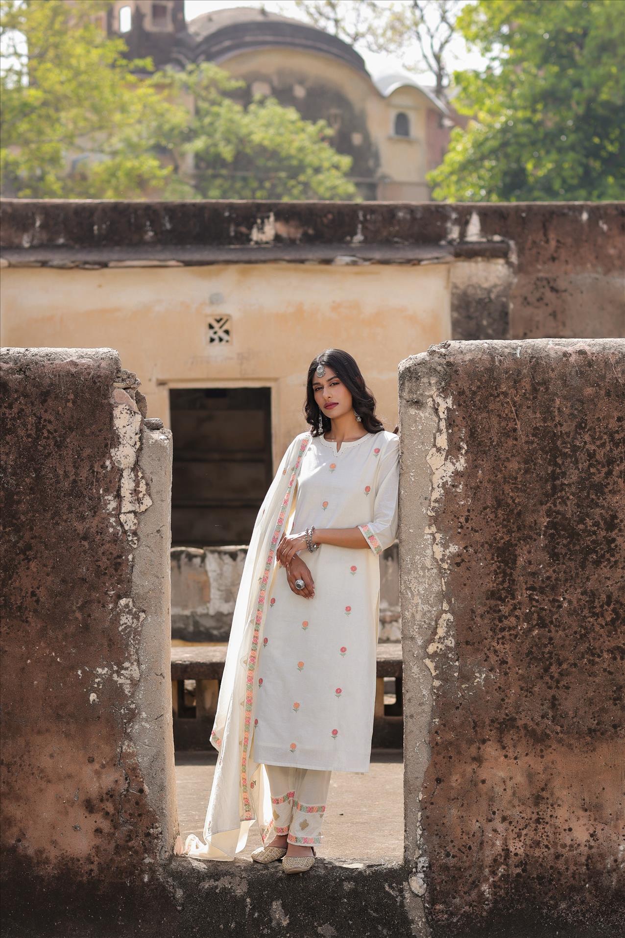 Off White Cotton Floral Phulkari Embroidered Kurta Pant Dupatta Suit Set