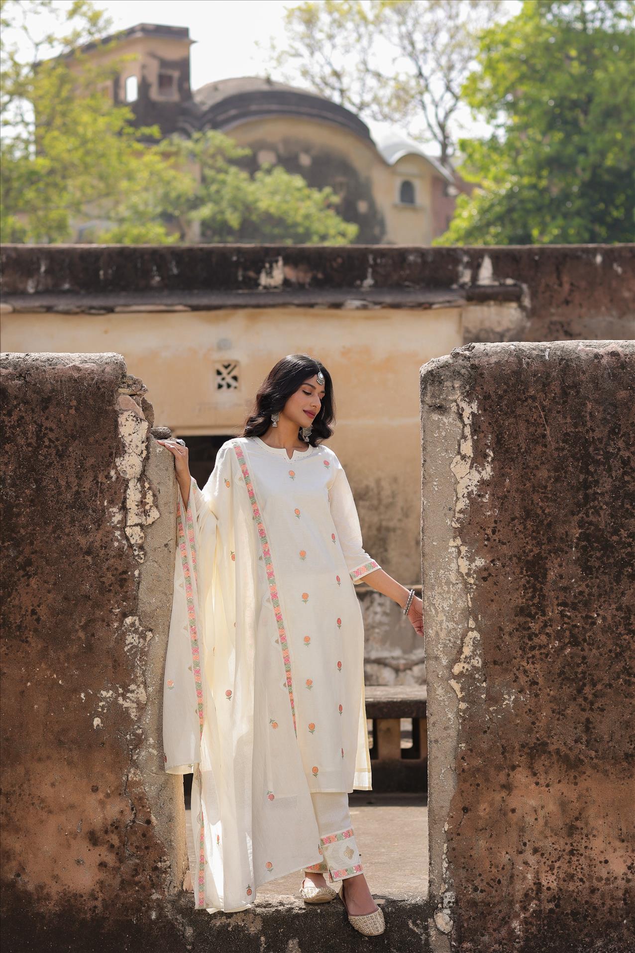 Off White Cotton Floral Phulkari Embroidered Kurta Pant Dupatta Suit Set