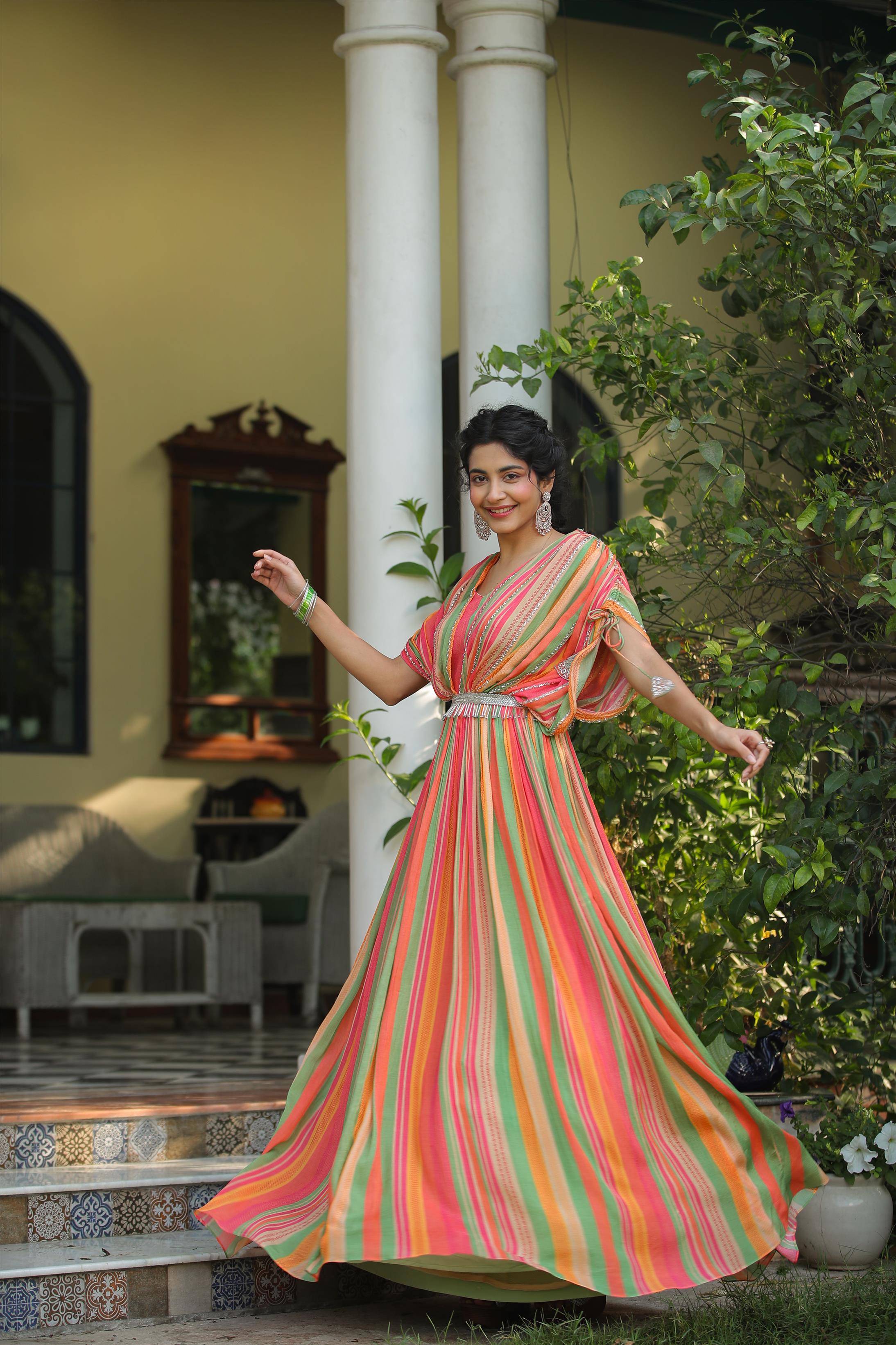 Kareena Kapoor, Deepika Padukone, Sonakshi Sinha, Tammanah Bhatia: Who Wore Cape  style dress Better?